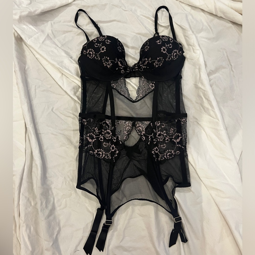 Victorias Secret Teddy 34B